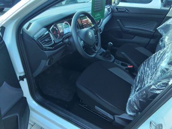 VOLKSWAGEN POLO 1.0 MPI TRACK MANUAL VOLKSWAGEN POLO 1.0 MPI TRACK MANUAL